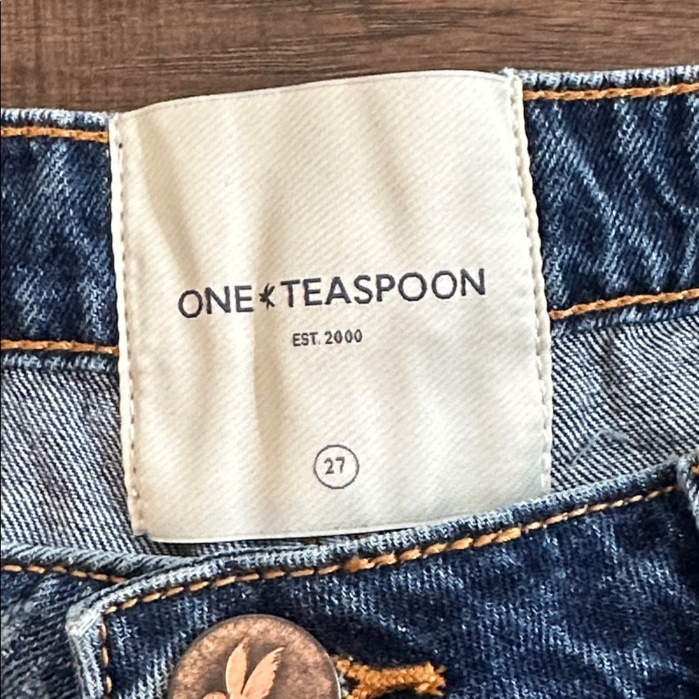 New! ONE TEASPOON PACIFICA BONITAS destroyed shorts denim 27 - Picture 5 of 12